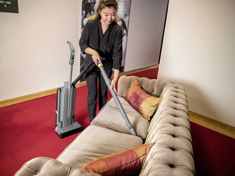 Karcher CV 30/2 Bp Adv - Battitappeto - Aspirapolvere portatile - 36V 5Ah