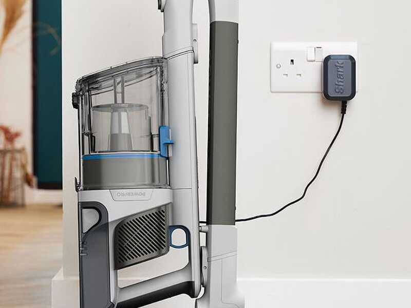 Shark PowerPro Pet IZ380EUT - Aspirapolvere 2 in 1 - Scopa elettrica - Batteria da 21.6 V