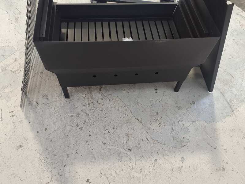 OUTLET - DIFETTI ESTETICI - Cruccolini Festa - Barbecue in ferro artigianale a legna e carbone