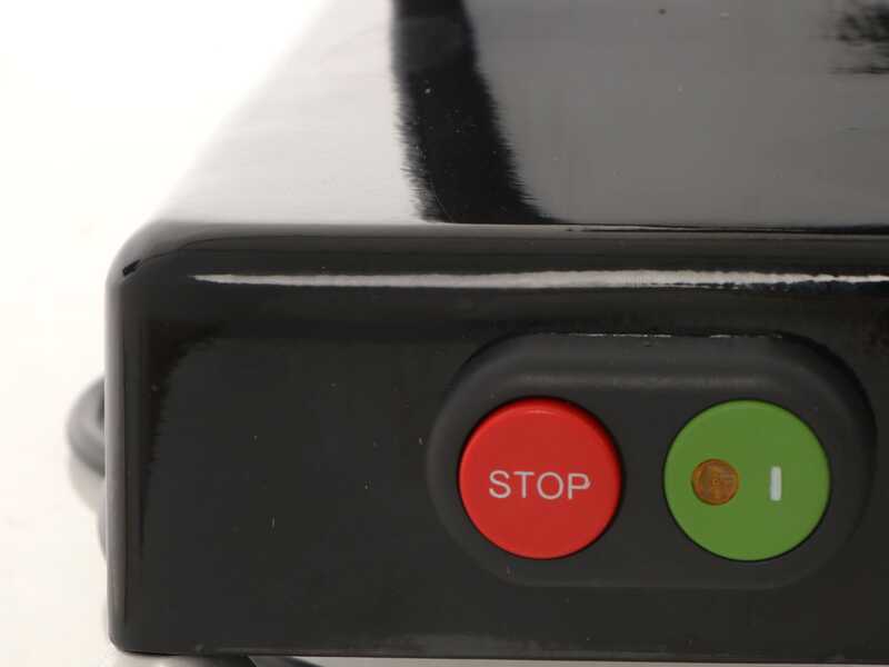 OUTLET - PICCOLI DIFETTI ESTETICI - RGV Vintage 250 Black - Affettatrice con lama temperata 250mm - 140W