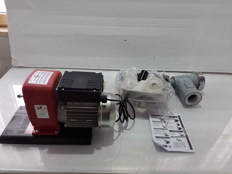 OUTLET - PICCOLI DIFETTI ESTETICI - New O.M.R.A. New-Line TC22 - Tritacarne elettrico - 1200W