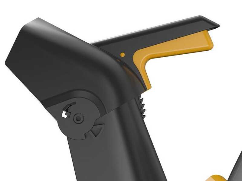 OUTLET - PICCOLI DIFETTI ESTETICI - Stiga ST 700e Kit - Spazzaneve a batteria - 48V/7,5Ah