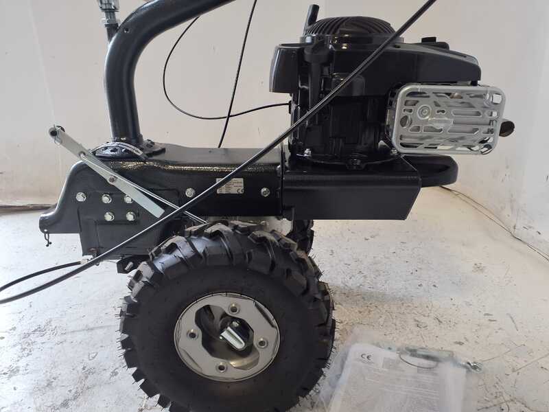 OUTLET - PICCOLI DIFETTI ESTETICI - Eurosystems TM70 EVO - Spalaneve a scoppio - B&amp;S 850E I/C