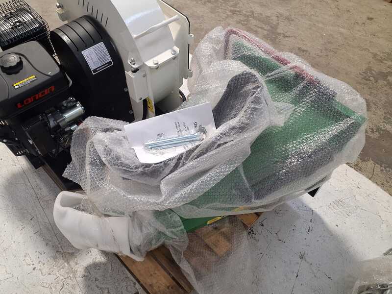 OUTLET - PICCOLI DIFETTI ESTETICI - GreenBay GB-WDC 120 LE - Biocippatore a scoppio professionale motore Loncin G420FD da 15 HP