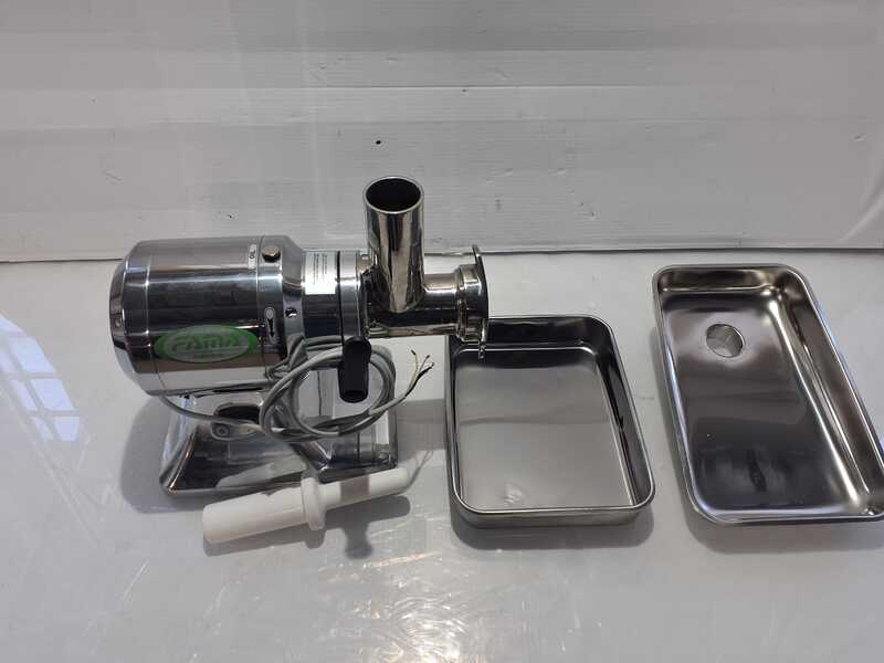OUTLET - PICCOLI DIFETTI ESTETICI - Fama TSK12 UNIKO - Tritacarne elettrico - Corpo in alluminio - Gruppo di macinazione in Inox - 400V