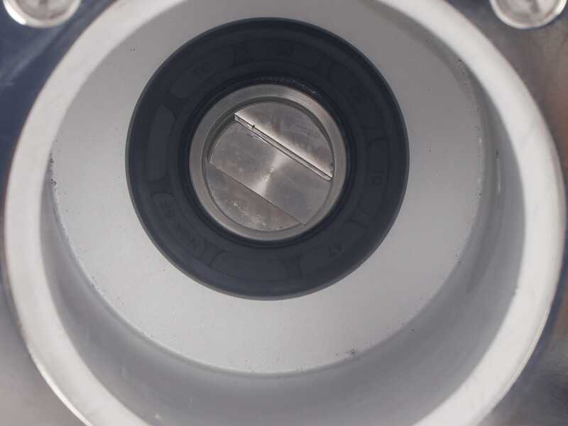 Fimar 22RG - Tritacarne elettrico - 400 V - 1.5 HP - Gruppo macinazione in alluminio - Con inversione di marcia