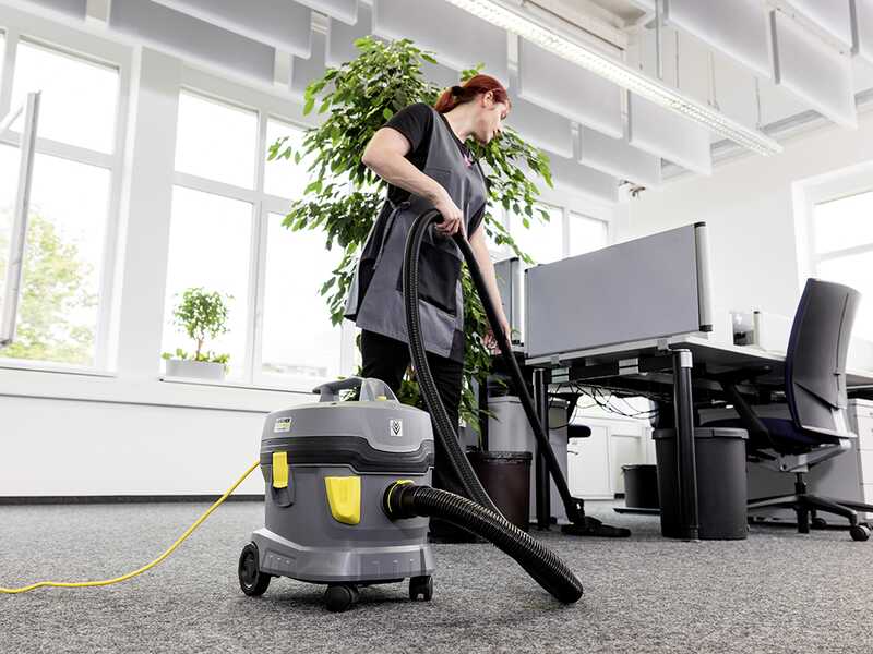 Karcher Pro T 11/1 Classic HEPA - Aspirapolvere professionale ULTRA silenzioso - 850W
