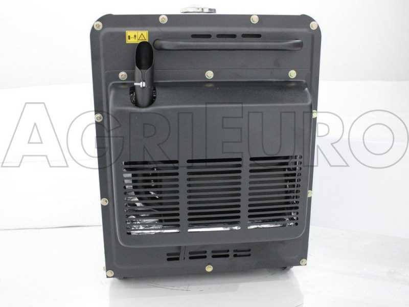 Hyundai DHY8000SE3 - Generatore di corrente diesel  silenziato carrellato con AVR 6.3 kW - Continua 6 kW Trifase + ATS