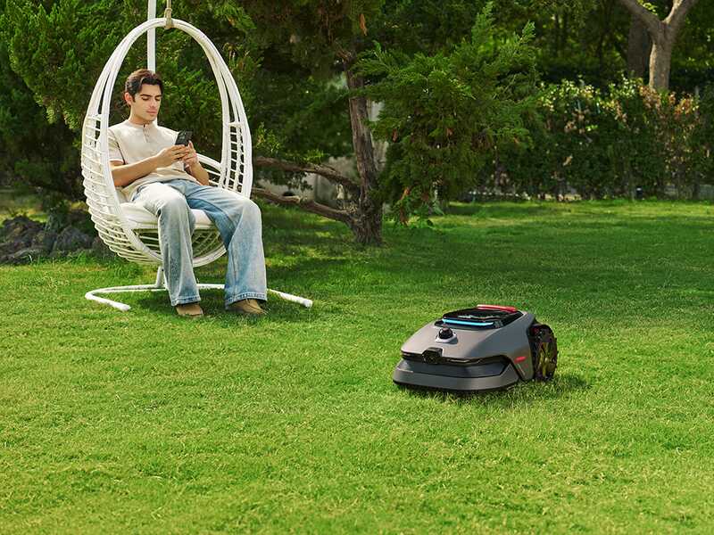 MOVA LiDAX Ultra 1200 - Robot Tagliaerba - Senza impianto - Garage in omaggio!