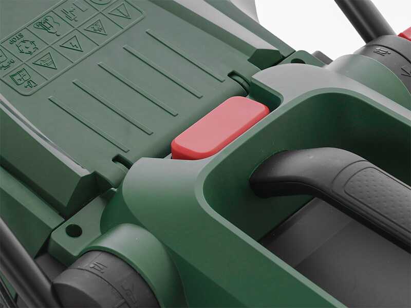 Bosch Rotak18V-32 - Tagliaerba a batteria - 18V/4Ah - Taglio 32 cm + in omaggio 2 batterie 18V 4Ah e caricatore