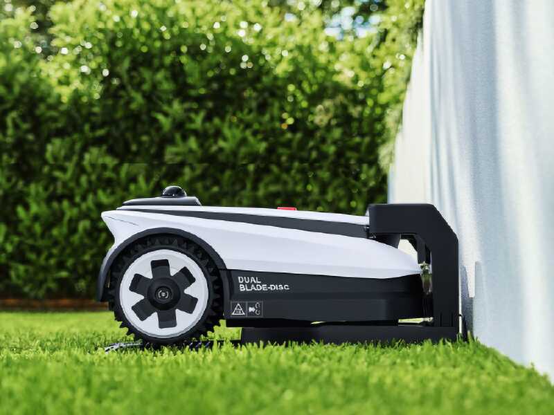 Ecovacs Goat A1600 LiDAR PRO - Robot tagliaerba - Senza impianto