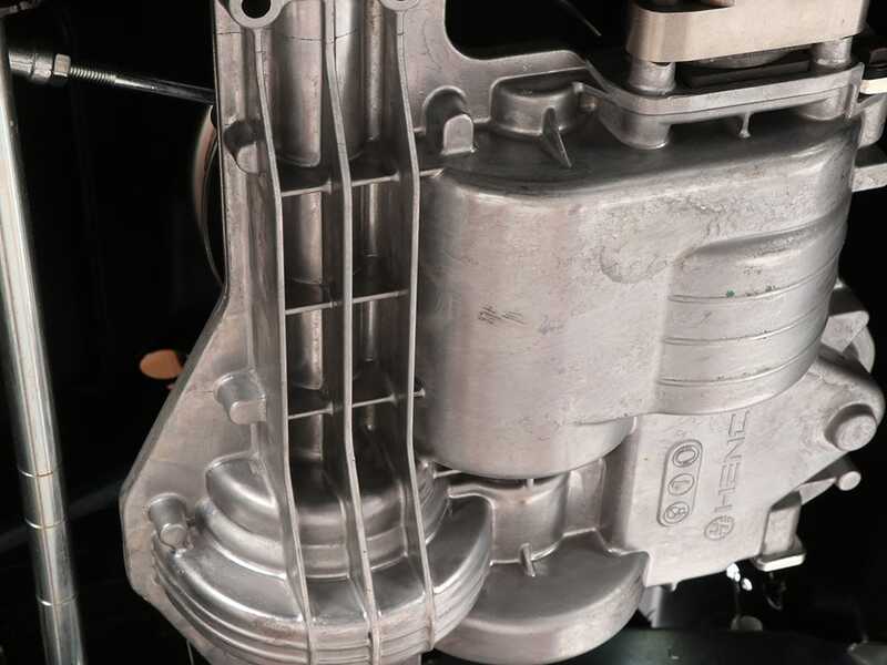 Blackstone FALCON 98-170 RM - Trattorino tagliaerba con cambio meccanico - Cesto di raccolta - Mulching
