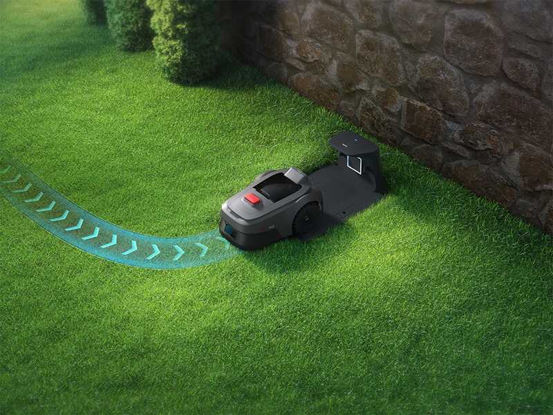 MOVA ViAX 250 - Robot Tagliaerba - Senza impianto - Garage incluso