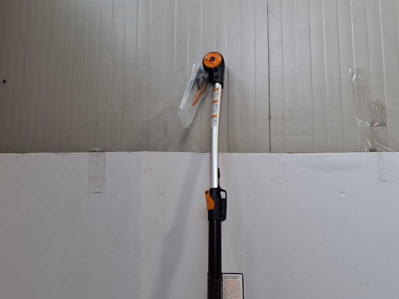 OUTLET - PICCOLI DIFETTI ESTETICI - Fiskars UPX86 - Forbicione da potatura telescopico professionale - asta 240/400 cm - &Oslash; 32mm