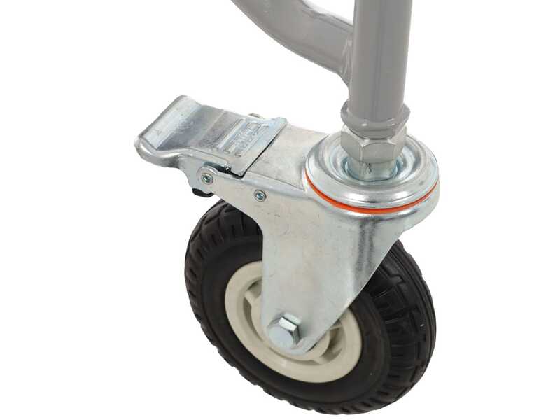 OUTLET - UTILIZZATO PER PROVA - BullMach FALX 600 L - Trinciaerba a martelli - Loncin G200F