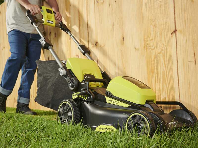 Ryobi RY36LM40A-140 - Tagliaerba a batteria - MAX POWER 36V/4Ah - Taglio 40 cm
