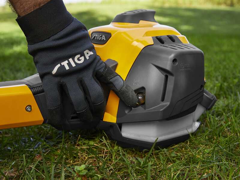 Stiga BC 760 B - Decespugliatore a scoppio professionale - Impugnatura doppia