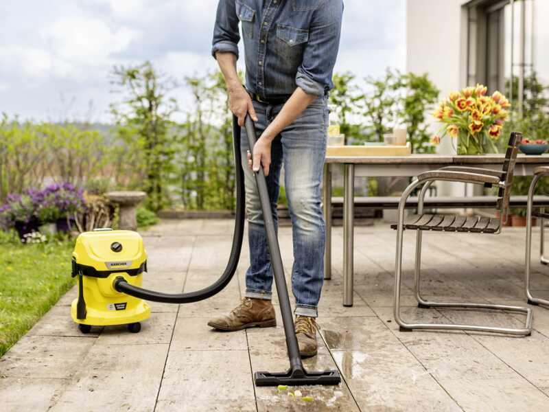 Karcher WD 2-18 - Bidone aspiratutto - Fusto 12 l - 18V 2,5Ah