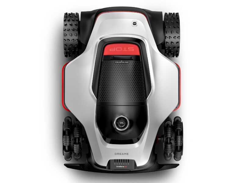 Robottiruohonleikkuri pihalla