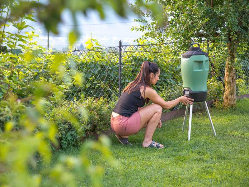 Stocker Geyser Evo 25L - Nebulizzatore antizanzare da giardino a batteria - 21V - SENZA BATTERIA E CARICABATTERIA