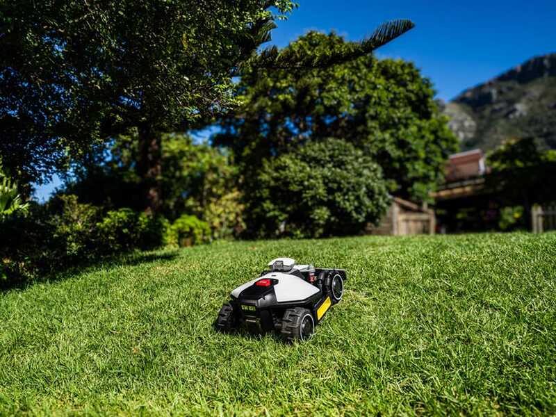 Mammotion LUBA mini AWD 1500 - Robot tagliaerba - Senza impianto