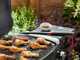 Weber Q2200N - Barbecue a gas con carrello Premium - Ripiani laterali