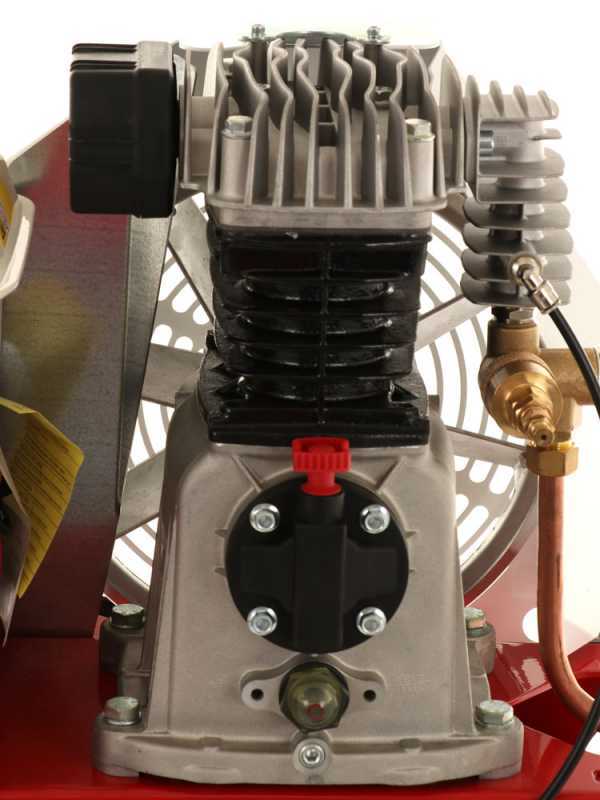 Motocompressore a scoppio Tornado F 580 con motore Honda GX200 - 6HP