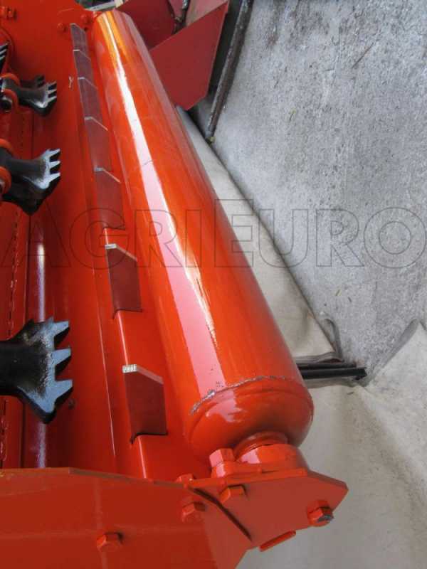 Trinciaerba per trattore MS 150 - Serie media - Spostamento idraulico