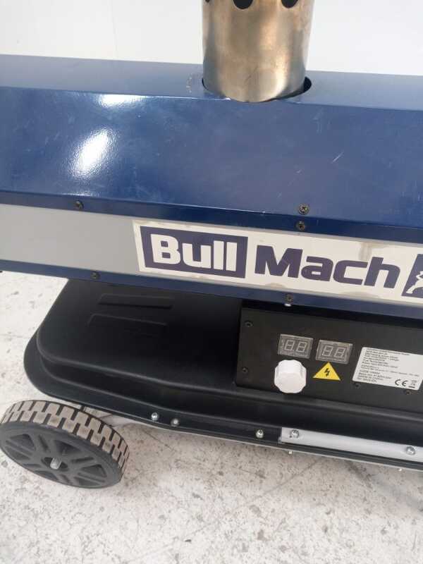 OUTLET - UTILIZZATO PER PROVA - BullMach BM-IDH 20KW - Generatore aria calda diesel - A combustione indiretta