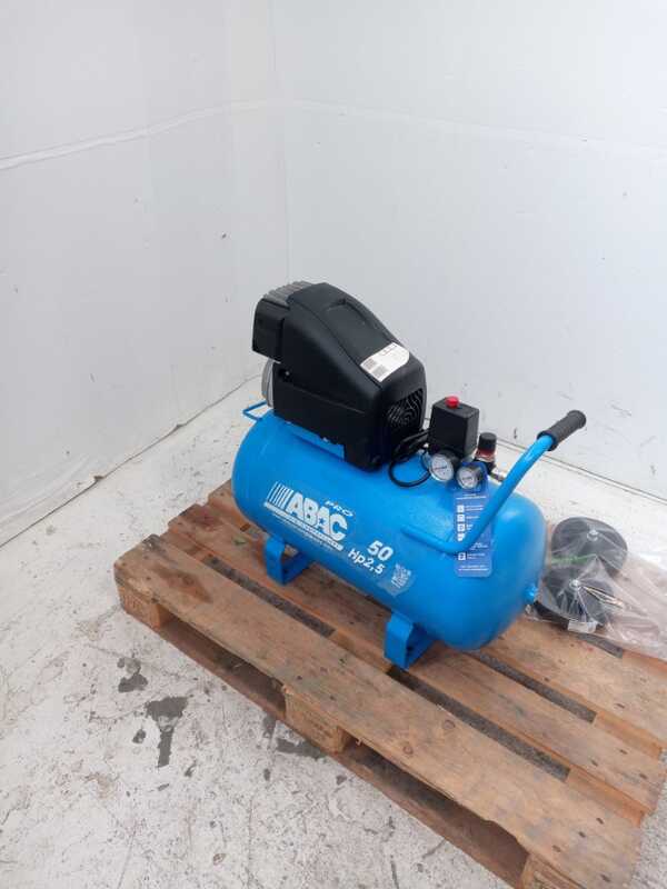 OUTLET - PICCOLI DIFETTI ESTETICI - ABAC MONTECARLO L25P - Compressore aria elettrico monofase - Motore 2.5 HP - 50 lt