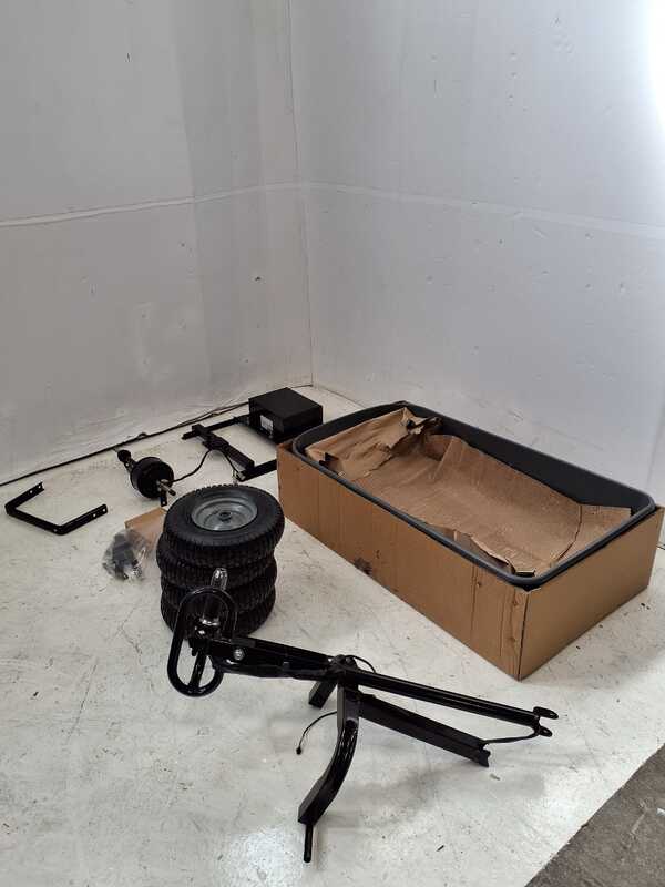 OUTLET - SENZA IMBALLO ORIGINALE - BlackStone WB4-D - Carriola elettrica a batteria 24V 12Ah con ruote