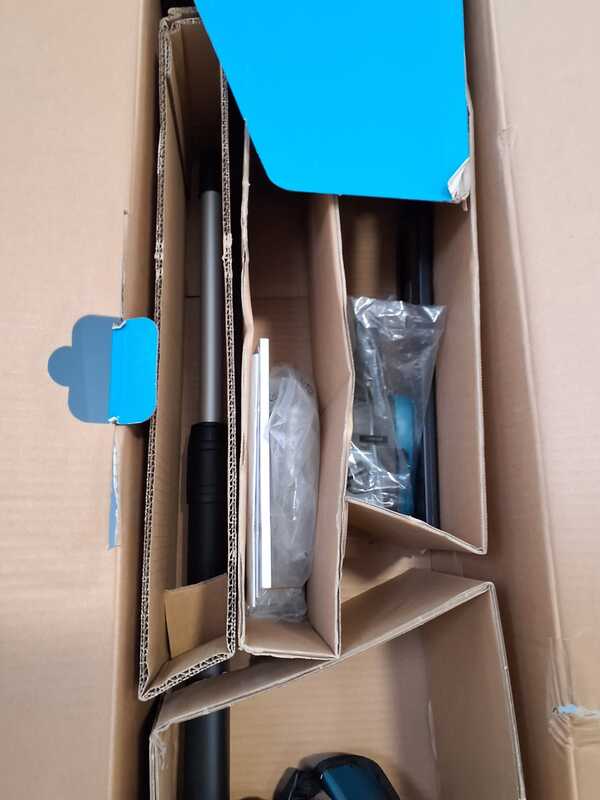 OUTLET - SENZA IMBALLO ORIGINALE - Makita DUA301Z - Potatore a batteria su asta - SENZA BATTERIE E CARICABATTERIE