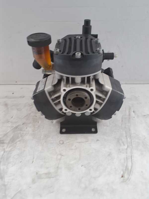 OUTLET - PICCOLI DIFETTI ESTETICI - Comet MP55 - Pompa per irrorazione a trattore - versione per acidi e prodotti chimici