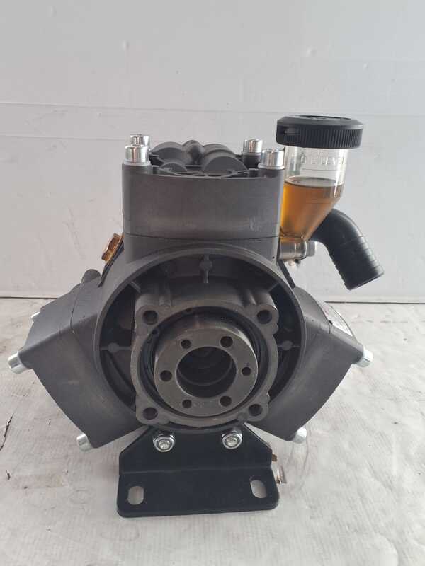 OUTLET - DIFETTI ESTETICI - Pompa per irrorazione a trattore ad alta pressione Comet APS 51