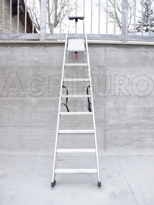 Tecnoscala FACAL Quadra 50/8 in alluminio 8 gradini, scalandrino professionale con cavalletto