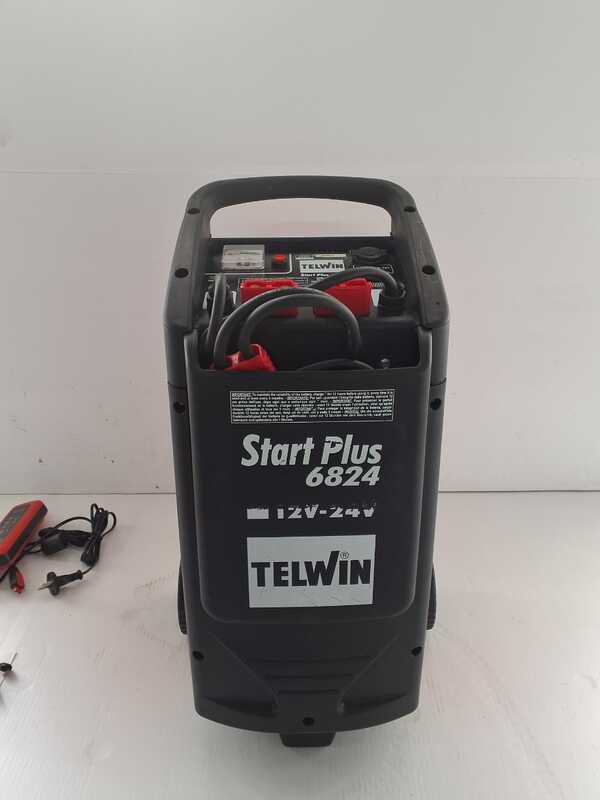 OUTLET - DIFETTI ESTETICI - Telwin Start Plus 6824 - Avviatore a batteria - batterie 24V e 12V - caricabatterie incluso