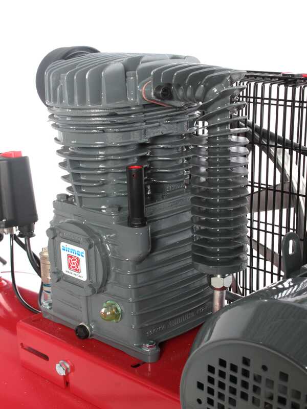 OUTLET - DIFETTI ESTETICI - Airmec CR 204 K18+C TP - Compressore aria a cinghia - Motore elettrico trifase - serbatoio lt 200