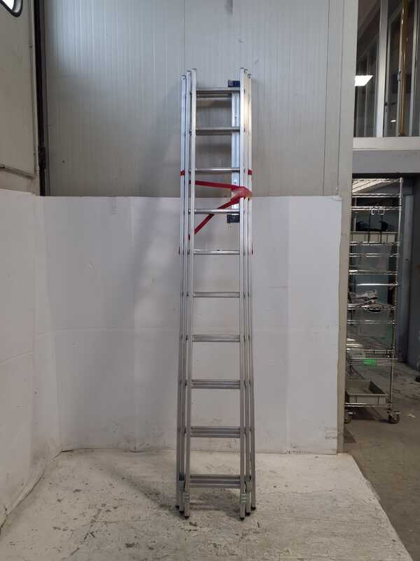 OUTLET - PICCOLI DIFETTI ESTETICI - Facal Stilo, 3x10 gradini, 6.22 mt - Scala telescopica in alluminio allungabile