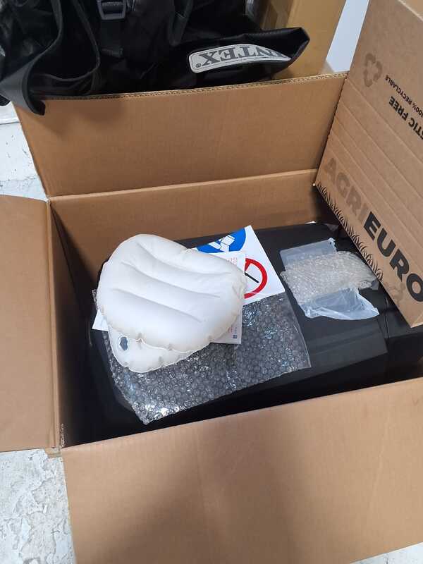 OUTLET - PICCOLI DIFETTI ESTETICI - Intex Ottagonale Jet &amp; Bubble Deluxe 28462EX - &Oslash;218x71 cm - Piscina idromassaggio spa